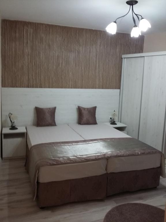 Guest House Adriya Primorsko Ngoại thất bức ảnh