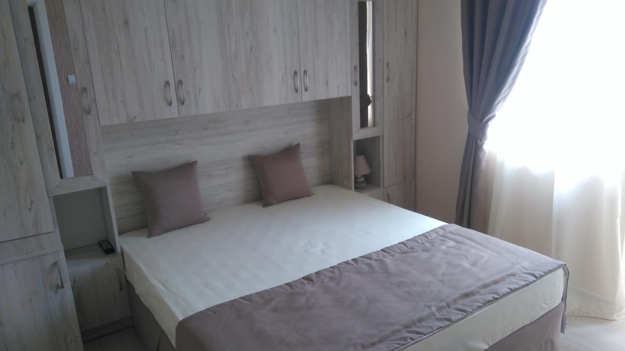 Guest House Adriya Primorsko Ngoại thất bức ảnh